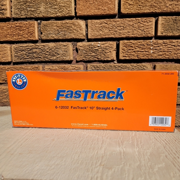 New Lionel Grey FastTrack 10” Straight Pack Of 4 O Gauge Scale 6-12032 - Picture 2 of 4
